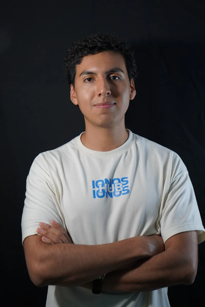 David Villarreal, Especialista en Automatizaciones y Desarrollo Web